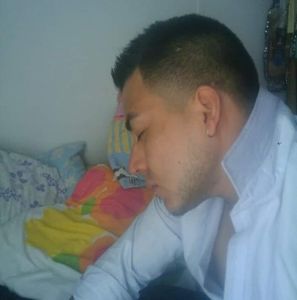 Meet your Posher, Cayetano